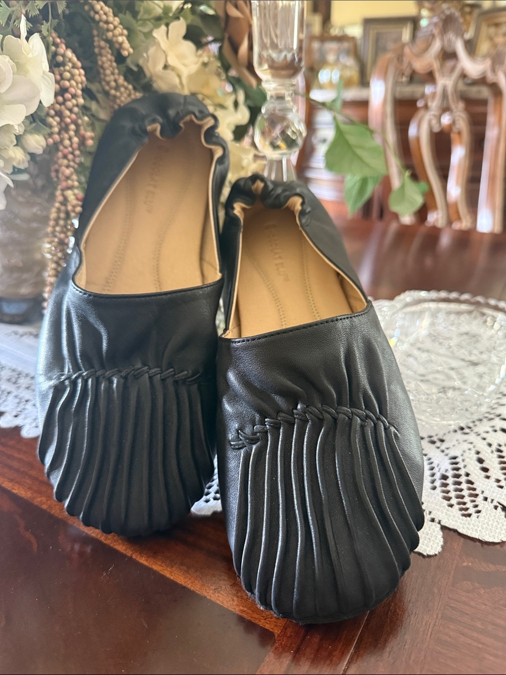 Chocolat Blu Black Slip-On Flat size 8 1/2